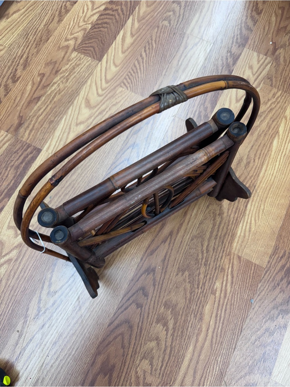Vintage Bamboo & Rattan Magazine Rack/Blanket Storage - Picture 5 of 5